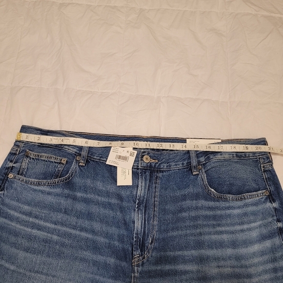 NWT American Eagle Low-Rise baggy flare jeans size 20 regular - Picture 11 of 16